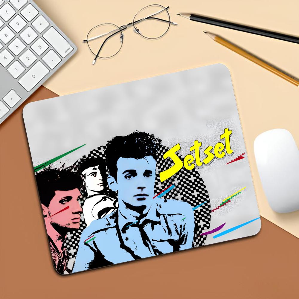 Gustavo Cerati Soda Stereo Mou - Laptop Accessories Bundle 评论和价格